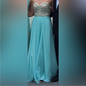 Madison James Strapless Formal/Prom Dress light Blue size 6.